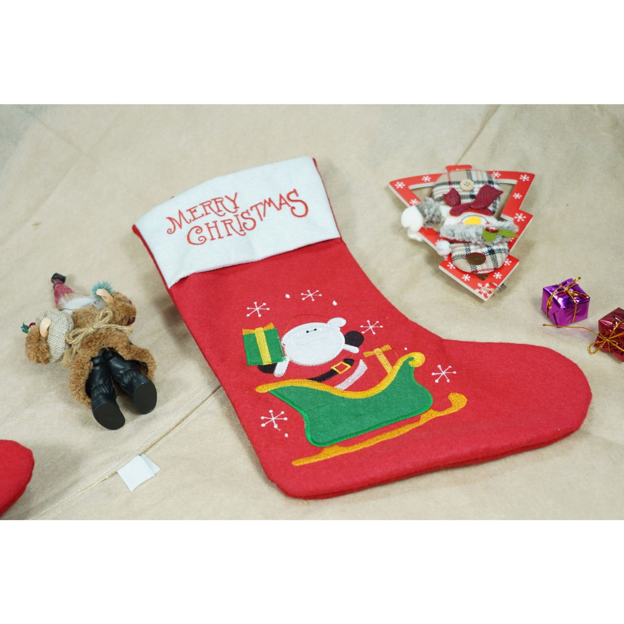 Ciorap Cadouri,Flippy,cu model Mos Craciun, rosu, marimea 19x38 cm, textil, interior [2]