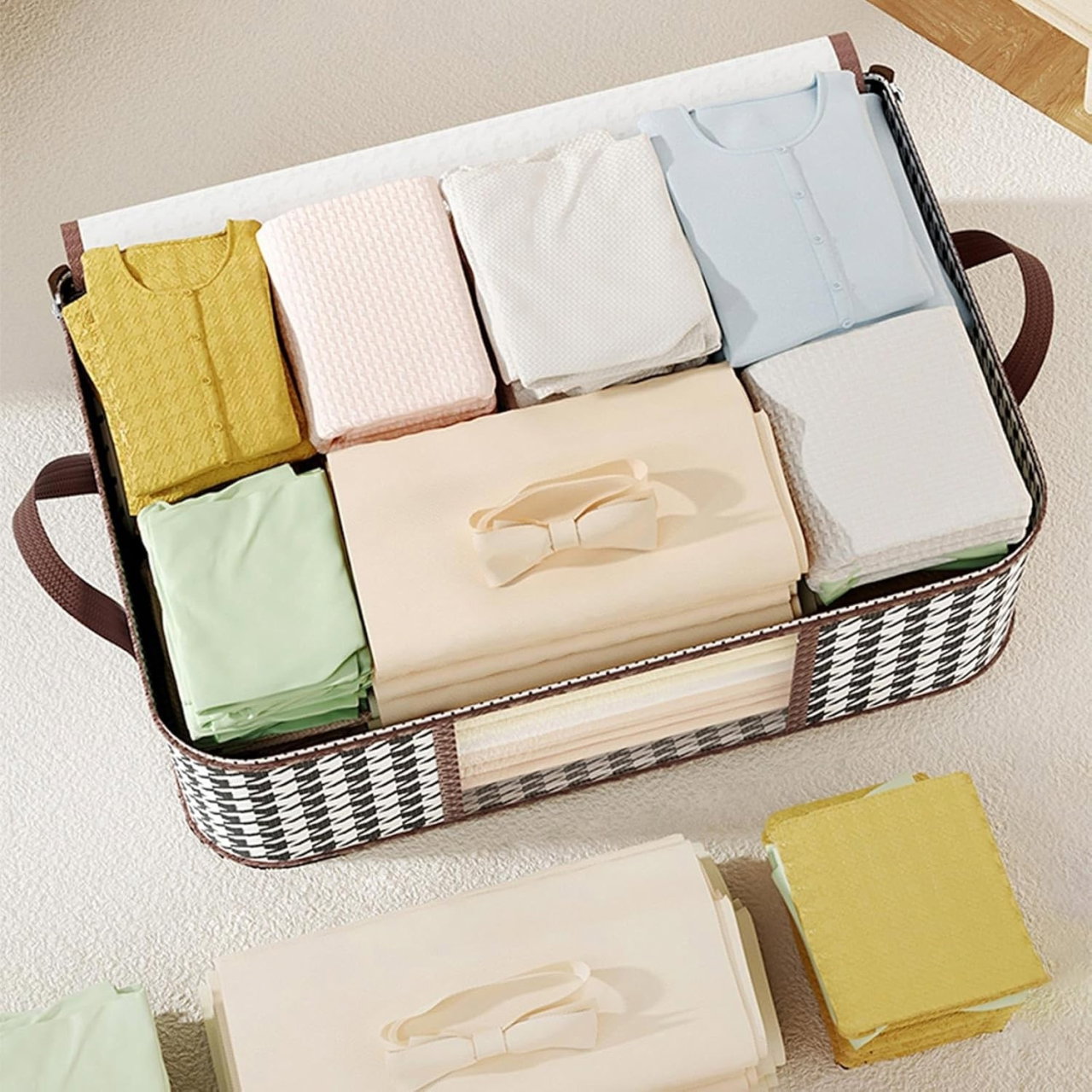 Cutie de Depozitare Pliabila, Flippy, 55x35x25 cm, 50 L, Fereastra Frontala, cu Fermoar Bidirectional, Suport Baza Stabil, Imprimeu in Carouri, Alb/Negru [5]