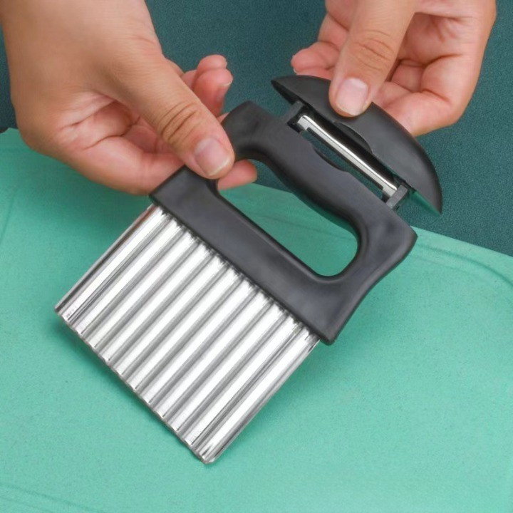 Cutit pentru Cartofi Ondulati, Flippy, pentru Legume, Forma Ondulata, Usor de Utilizat, Taiere, Negru [7]