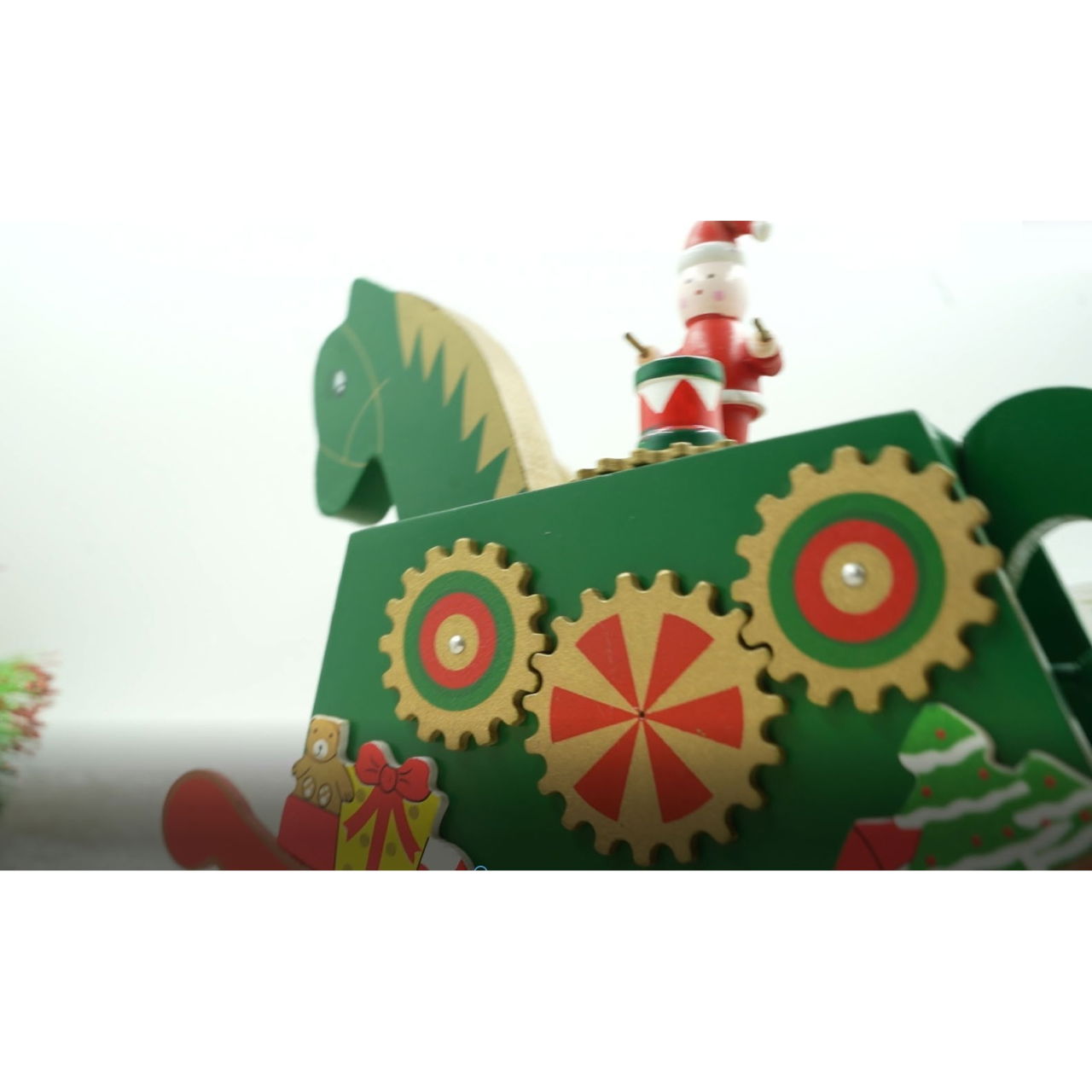 Cutiuta muzicala decorata de Craciun, Ponei, Verde, din Lemn, 18 cm x 25 cm, Interior, Flippy [4]