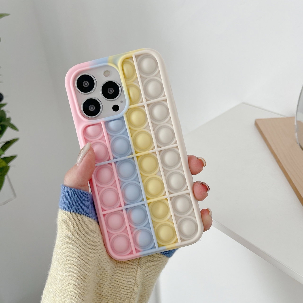 Husa de protectie Flippy Pop It compatibila cu Apple iPhone 13 Pro Max,Model 5,Multicolor [2]