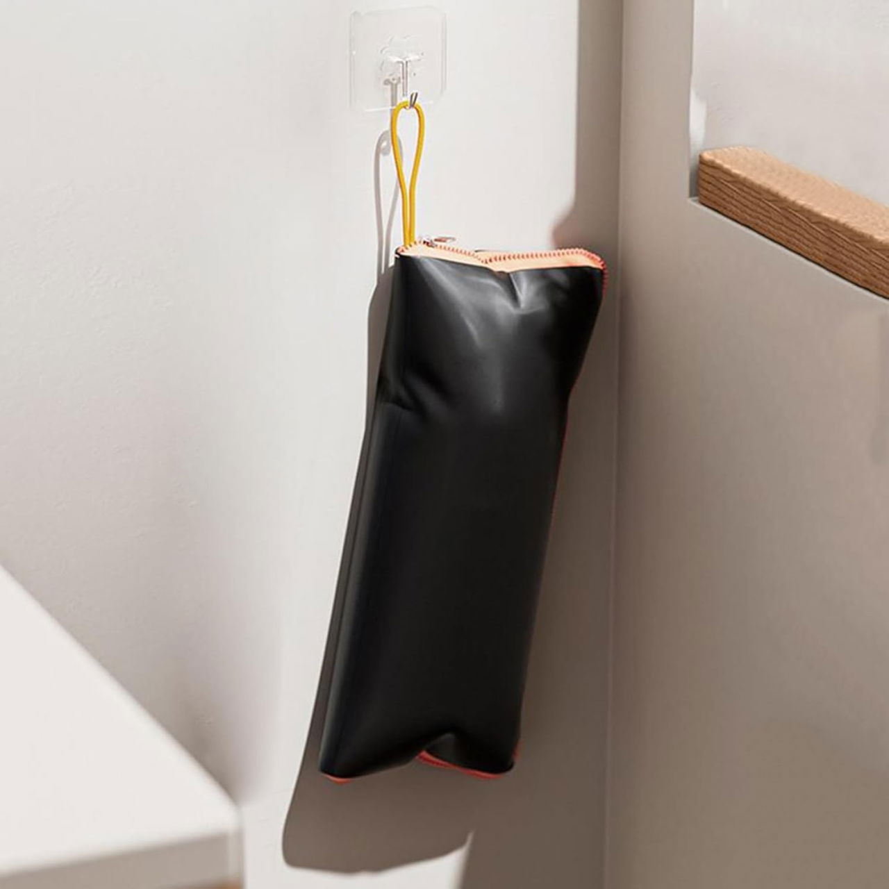 Husa Depozitare Umbrela, Flippy, Impermeabila, Interior Microfibra, cu Fermoar, 28 x 12 cm, Negru/Portocaliu [5]