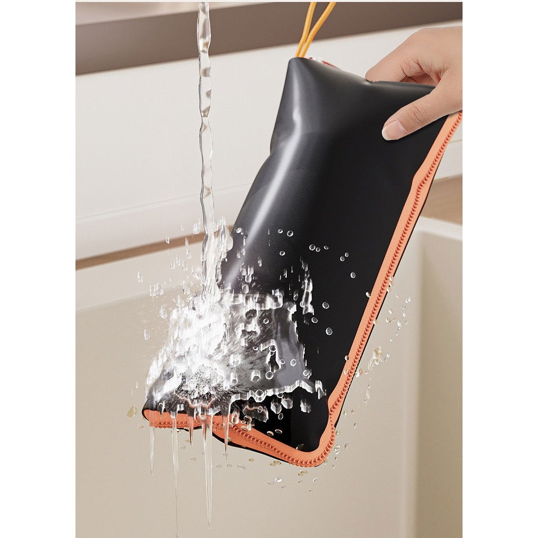 Husa Depozitare Umbrela, Flippy, Impermeabila, Interior Microfibra, cu Fermoar, 28 x 12 cm, Negru/Portocaliu [4]