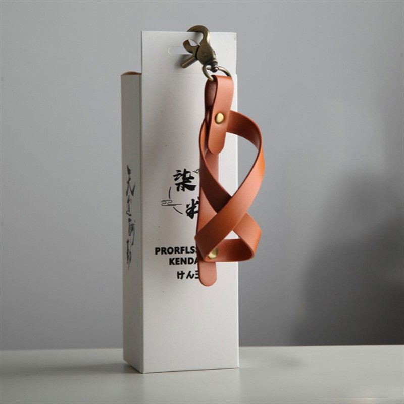 Husa pentru Kendama, Flippy, Husa de Depozitare pentru Kendama, din Piele Ecologica, Catarama cu Agatare pentru Transportare, Model Breloc 8, 12 x 6 cm, Maro deschis [2]