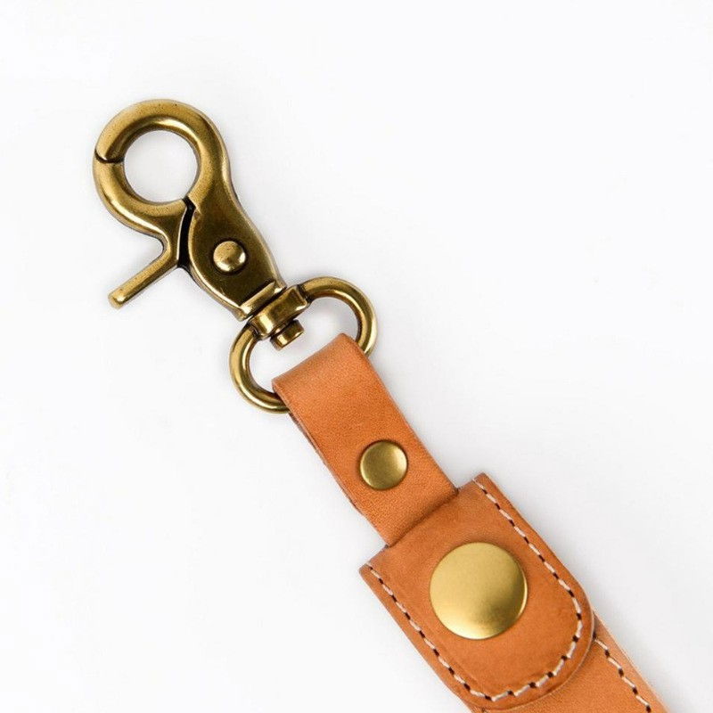 Husa pentru Kendama, Flippy, Husa de Depozitare pentru Kendama, din Piele Ecologica, Catarama cu Agatare pentru Transportare, Model Breloc Simplu, 19.5 x 2.5 cm, Maro [6]