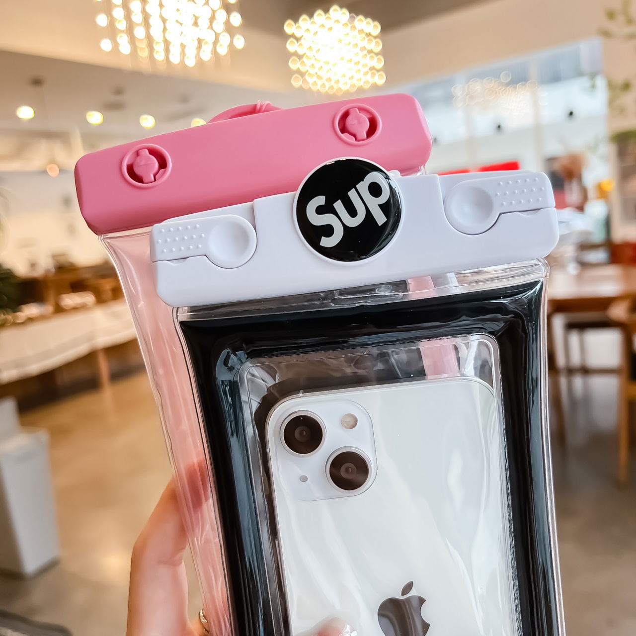 Husa subacvatica Mascot Waterproof Flippy, Snowproof, Universala, cu Snur, pentru telefon sau documente, Piggy, Roz [2]