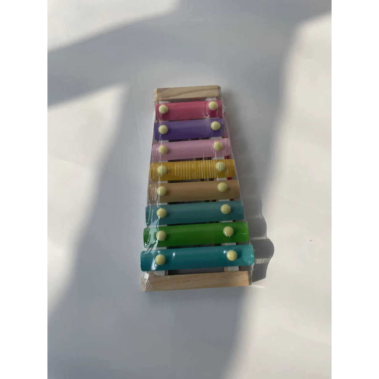 Instrument Muzical Xilofon Flippy, din Lemn, 8 Note Muzicale, 2 Bete de Percutie, 4-6 Ani, Multicolor Pastel [9]