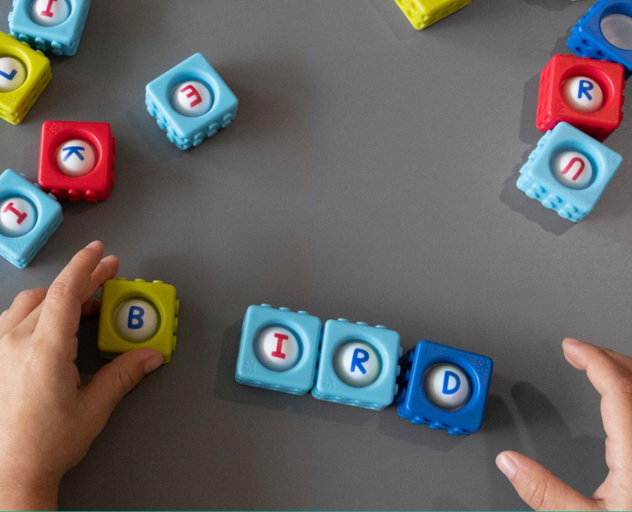 Joc BubbleBrix™ - Alfabetul [4]