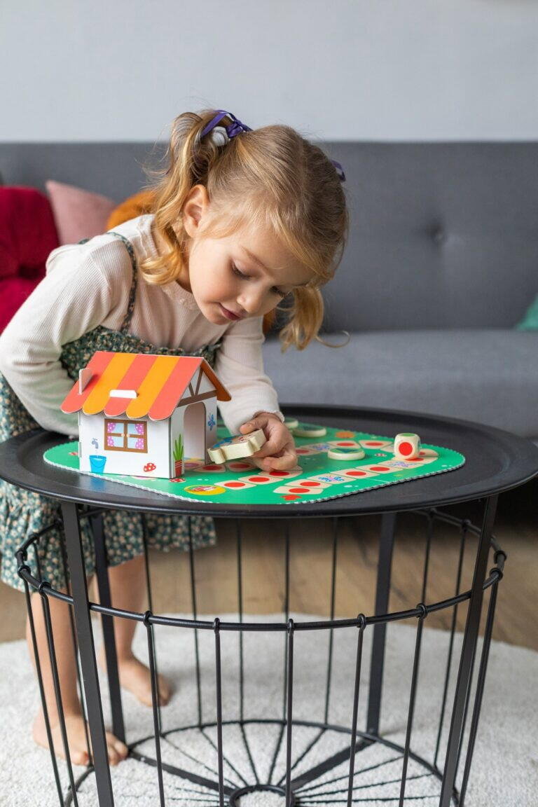 Joc de masa - Scufita Rosie [5]