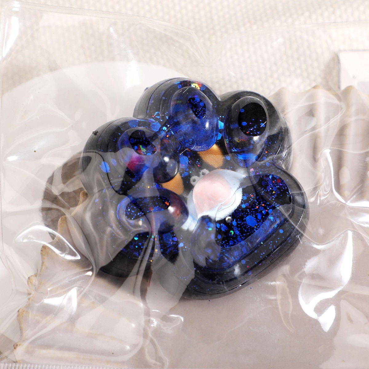 Jucarie Antistres Squishy, Flippy, cu Revenire Lenta, Squeeze Pinch Family, Model Cat Paw, 6.5 x 6 cm, din Tpr, 4-6 Ani, Model 3 Vietati Marine, Negru cu Insertii [4]