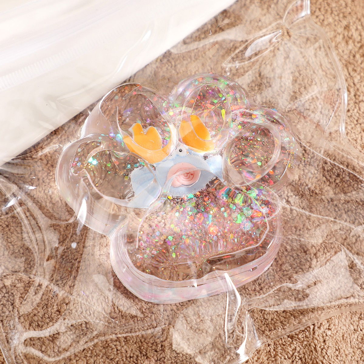 Jucarie Antistres Squishy, Flippy, cu Revenire Lenta, Squeeze Pinch Family, Model Cat Paw, 6.5 x 7 cm, din Tpr, 4-6 Ani, Model 6 Ocean, Transparent [3]