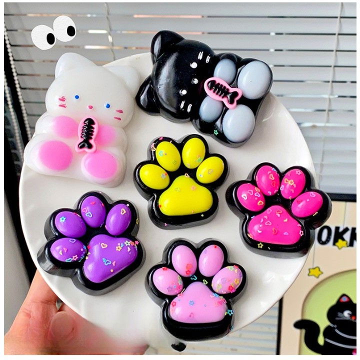 Jucarie Antistres Squishy, Flippy, cu Revenire Lenta, Squeeze Pinch Family, Model Labuta de Pisica, 6.8x6.2 cm, 55g, Ambalaj Transparent, Roz Deschis [5]