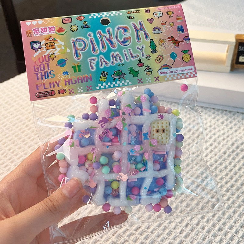 Jucarie Antistres Squishy, Flippy, cu Revenire Lenta, Squeeze Pinch Family, Model Waffle, 6x6 cm, 99g, Ambalaj Transparent, Multicolor [4]
