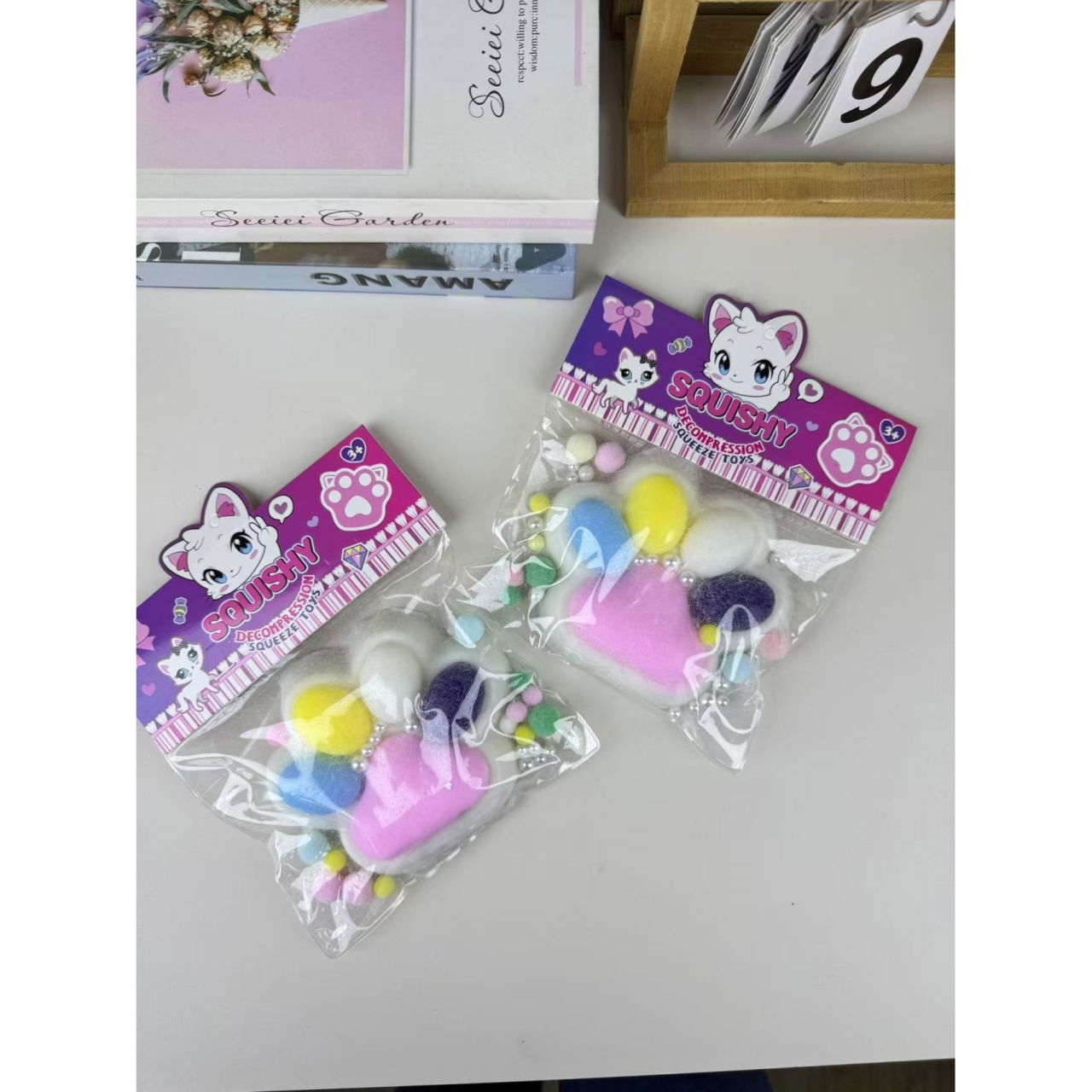 Jucarie Antistres Squishy, Flippy, cu Revenire Lenta, Squeeze Toys, Model Cat Paw, 12.5x10.5 cm, 220g, +3 Ani, din TPR, Model 9, Multicolor [4]