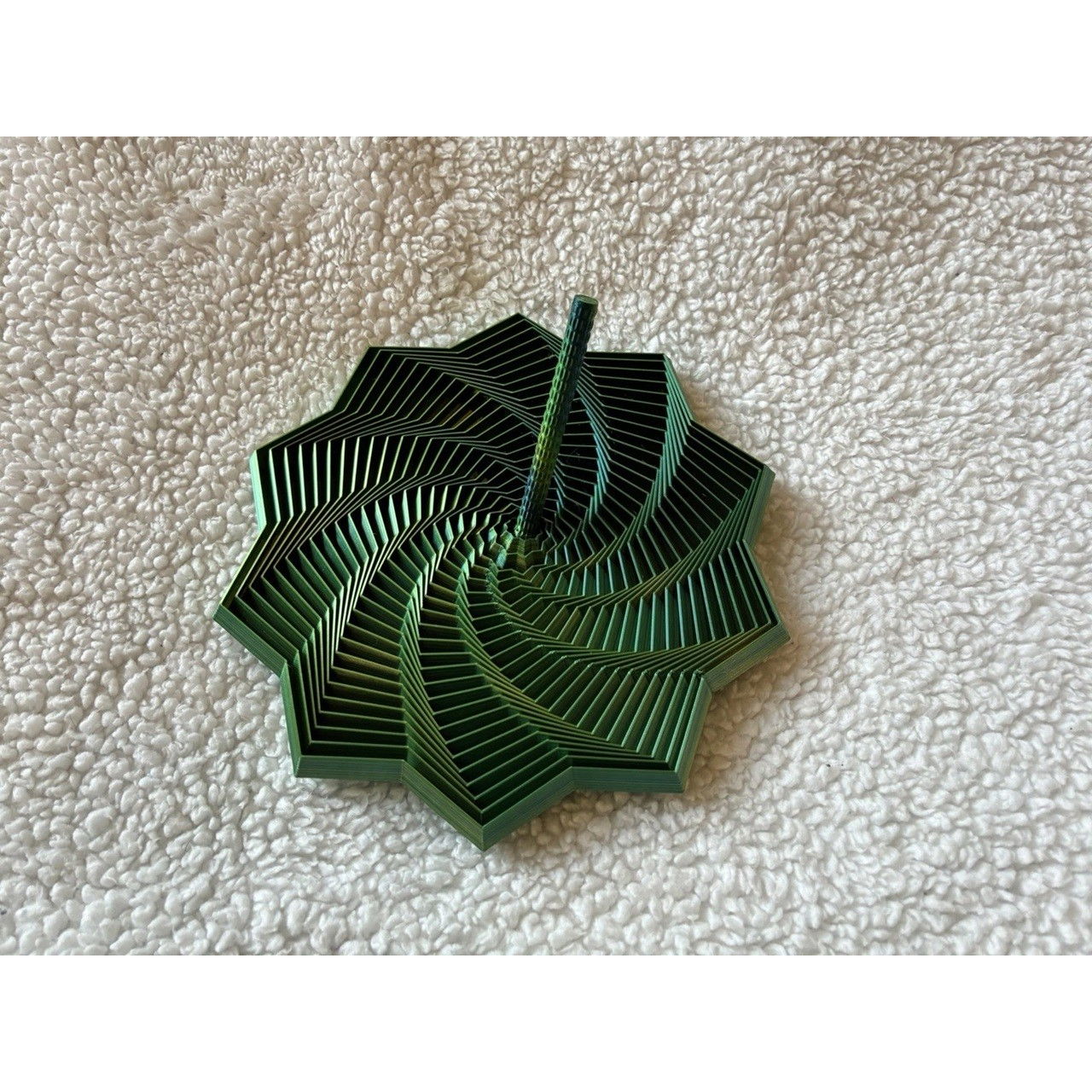 Jucarie Decompresie, Flippy, Model Stea 3D, DuoChrome, Maner Spirala, Turn Magic Geometric, Multiple Forme, Anti-stress, 11 cm, Negru/Verde [4]