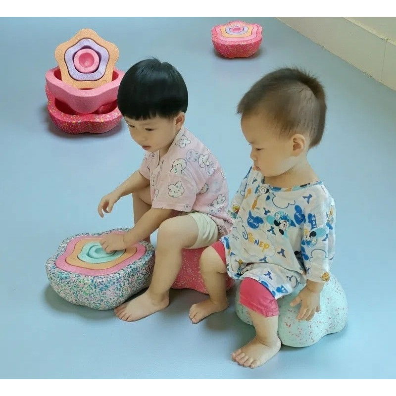 Jucarie Senzoriala de Echilibru, Flippy, Tip Stepping Stones, 5 Piese, din Spuma, pentru Miscare, Sarituri, Prindere, Diametru 28 cm, Model 2, Multicolor [5]