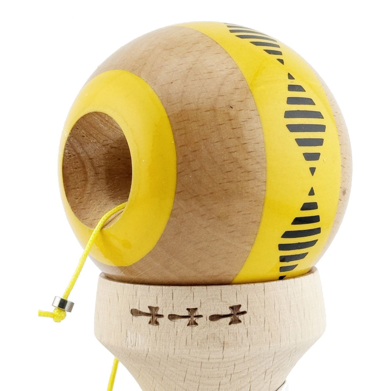 Kendama X Originala FREQUENCY, Profesionala, Flippy, Cupe Mari KING SIZE V3, Super Sticky, Gaura in Baza, Rulment Metalic, din lemn 18 cm, Ata 62/65 cm, Galben/Maro [14]