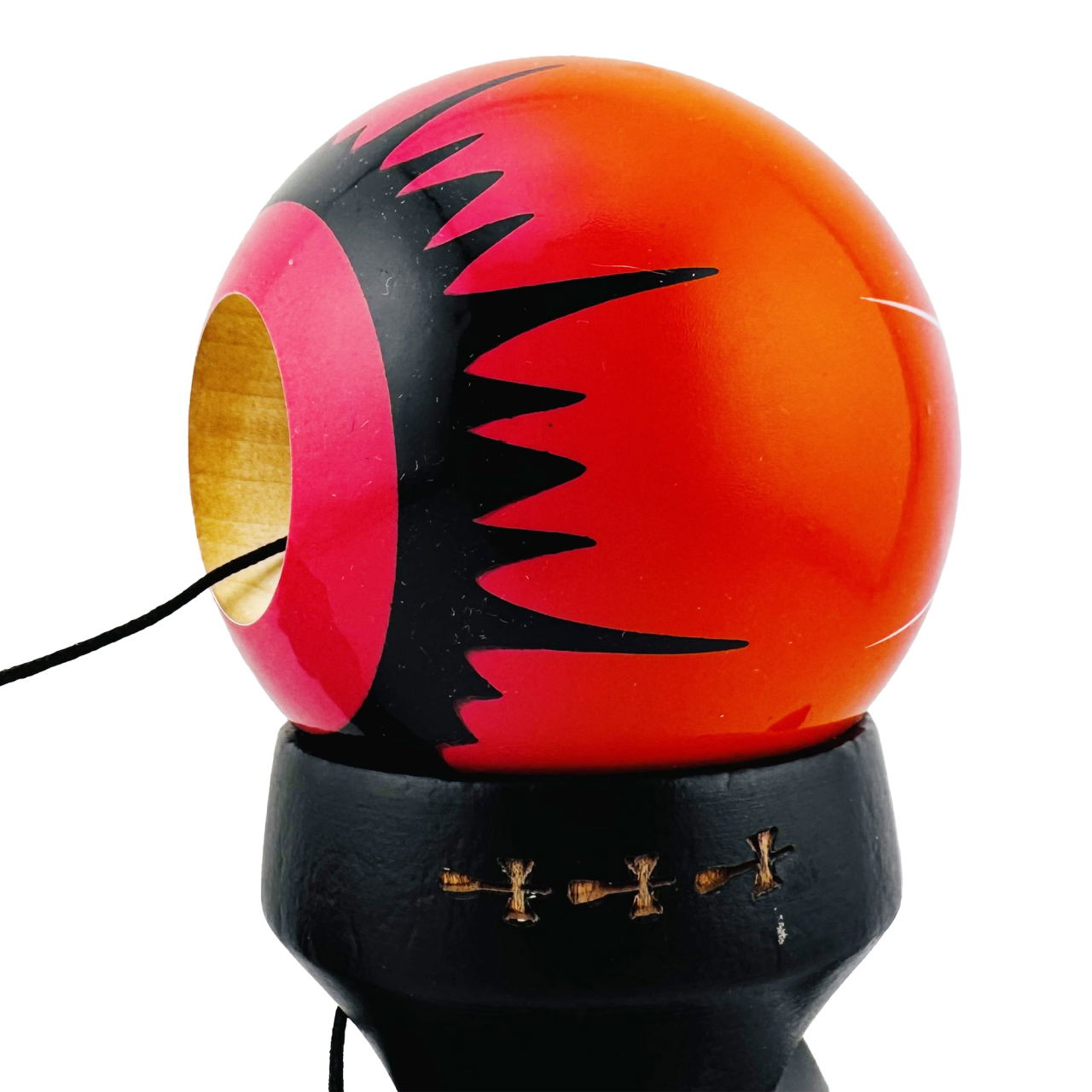 Kendama X Originala, Profesionala, Flippy, BLACK Spider King, Super Sticky cu Cupe Mari KING SIZE V3, Gaura in Baza, Rulment Metalic, din lemn 18 cm, Ata 62/65 cm, Rosu/Negru [8]