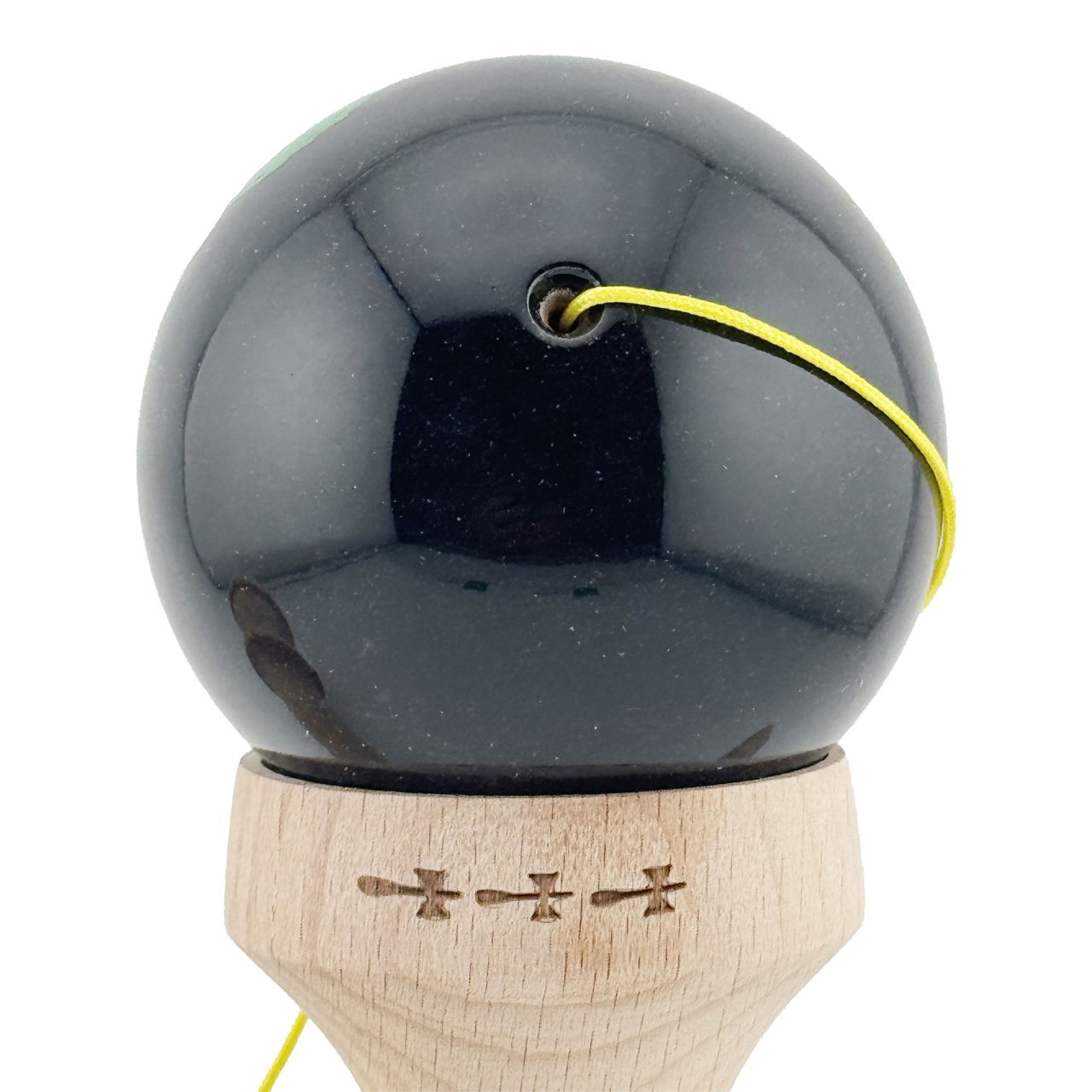 Kendama X Originala, Profesionala, Flippy, Green Monkey, Super Sticky cu Cupe Mari King Size V3, Rulment Metalic si Gaura in Baza, din Lemn 18 cm, Ata 62/65 cm, Negru [10]