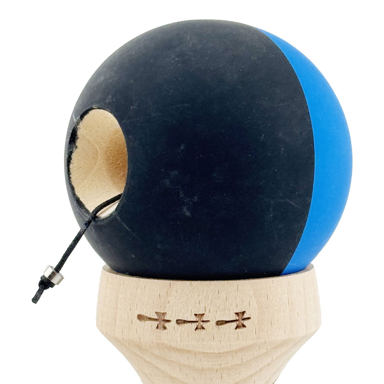 Kendama X Originala, Profesionala, Flippy, Rubber Grip, Cupe Mari KING SIZE V3, Gaura in Baza, Rulment Metalic, din lemn 18 cm, Ata 62/65 cm, Bicolor Albastru/Negru [7]