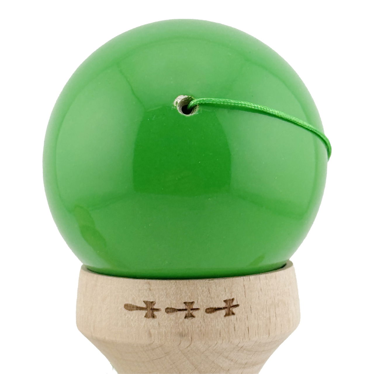Kendama X Originala, Profesionala, Flippy, Super Sticky cu Cupe Mari KING SIZE V3, Gaura in Baza, Rulment Metalic, din lemn 18 cm, Ata 62/65 cm, Bicolor Verde/Alb [10]