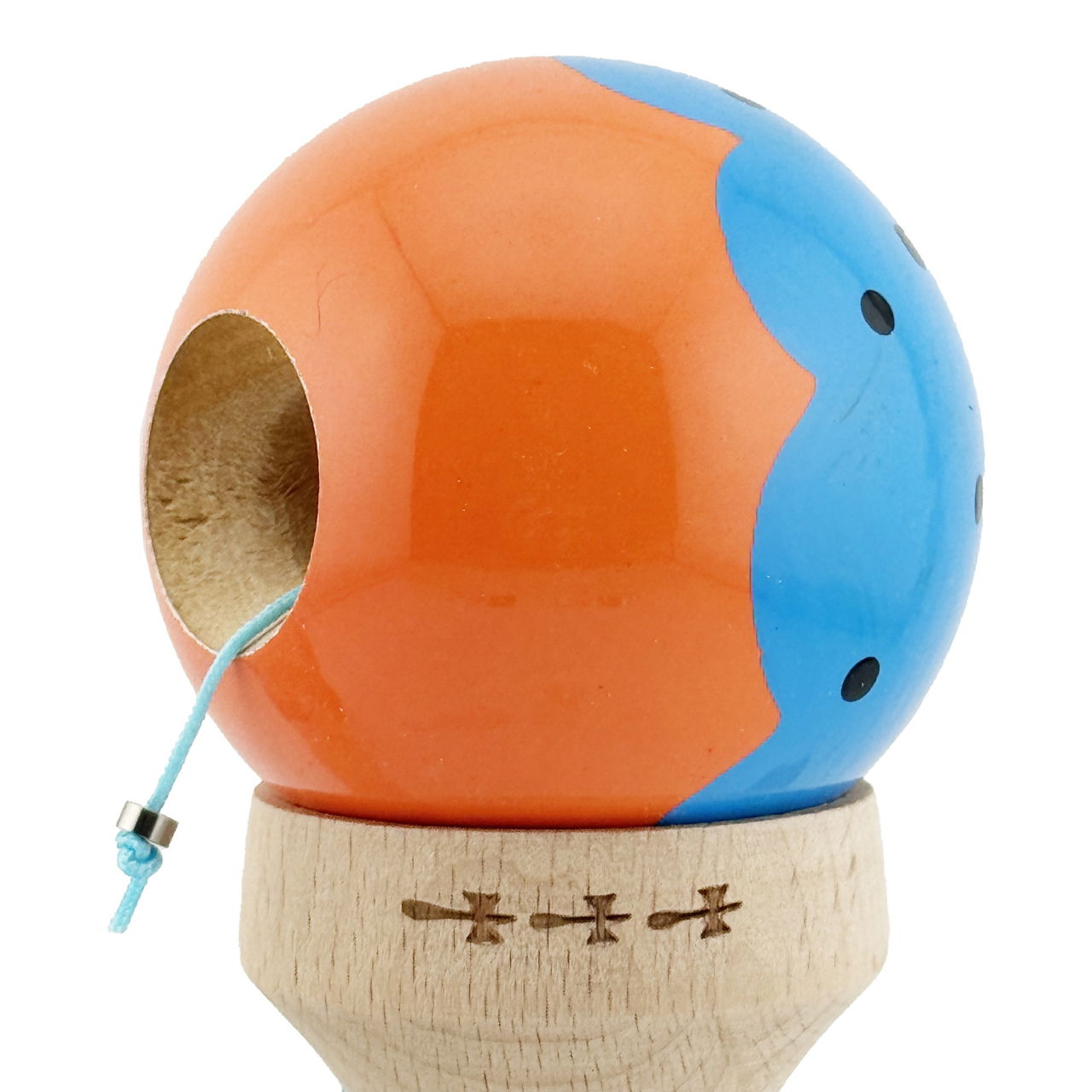 Kendama X Originala, Profesionala, Flippy, Super Sticky cu Cupe Mari KING SIZE V3, Gaura in Baza, Rulment Metalic, din lemn 18 cm, Ata 62/65 cm, Special Albastru/Portocaliu [6]