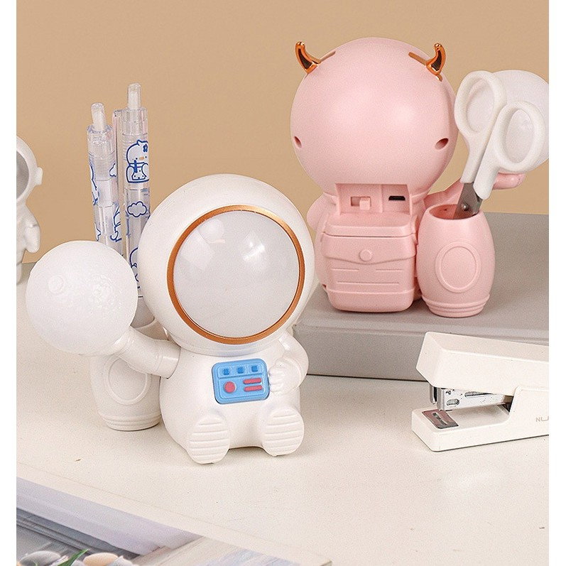 Lampa de Veghe 2in1, Flippy, Lampa, Ascutitoare si Spatiu Depozitare, Model Astronaut, Incarcare USB, din ABS, 12 x 7 x 11 cm, Lumina Led, Multicolor [4]