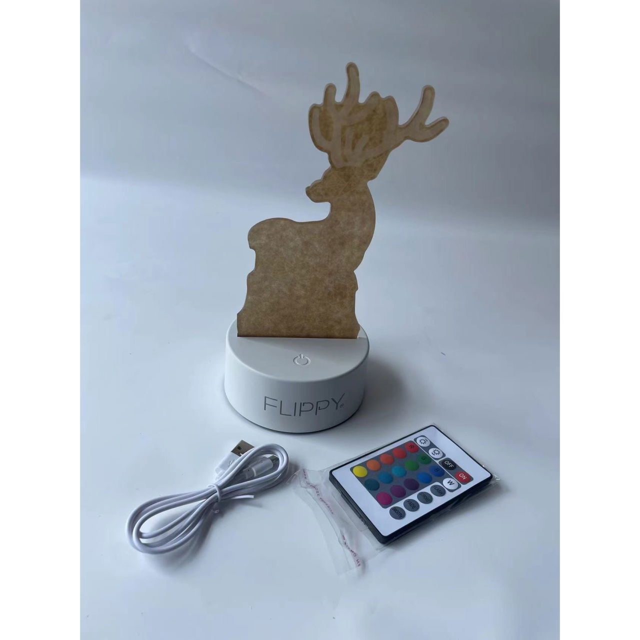 Lampa LED decorativa, Flippy, 3D, Cerb, cu telecomanda, doua moduri de alimentare USB si baterii, 20 cm inaltime, din material acril si lumina multicolora, alb [10]
