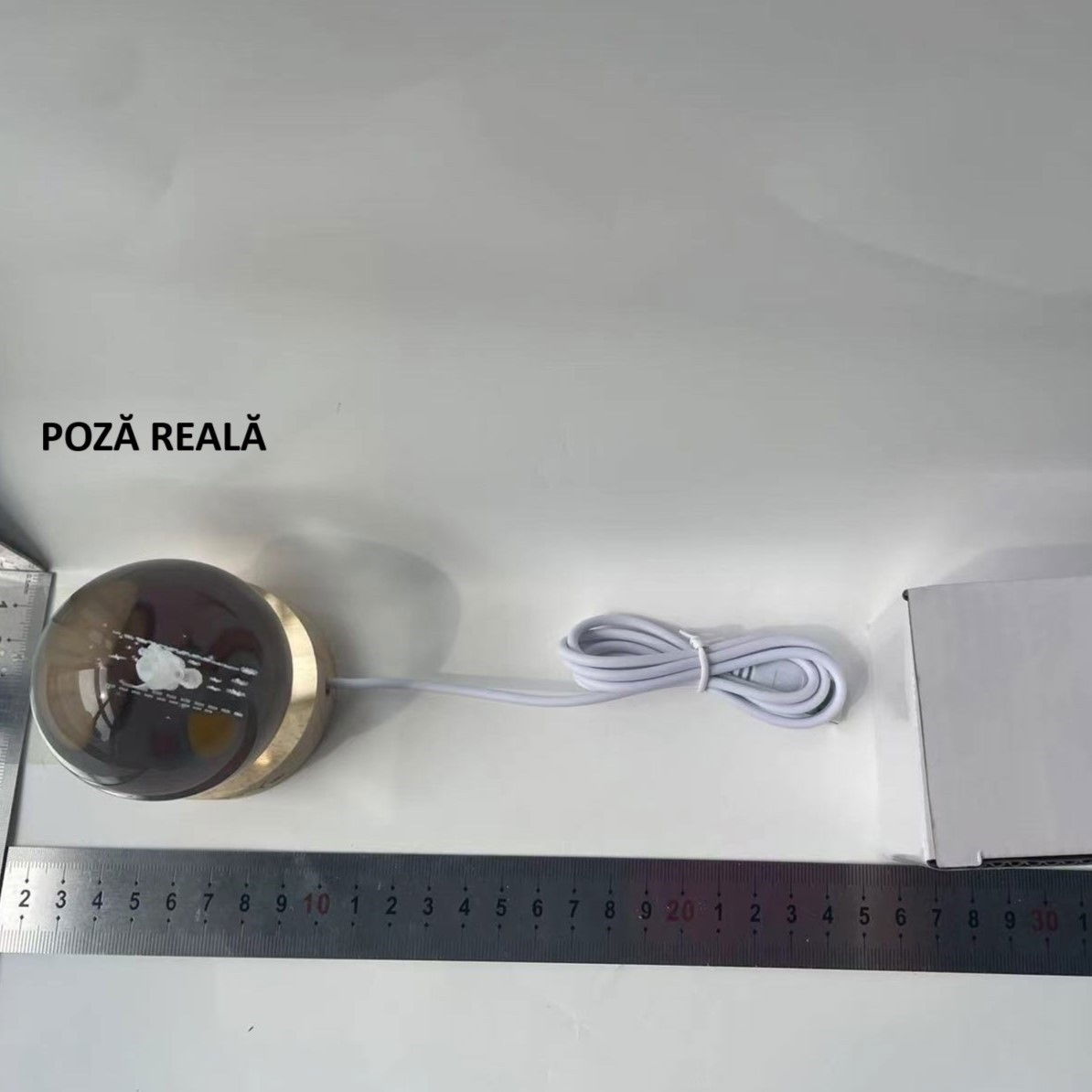 Lampa LED Decorativa, Flippy, cu Bila de Cristal cu Diametru 6cm, Model Micul Print 3D, Alimentare USB, Suport din Lemn, Lumina Alb Cald [6]