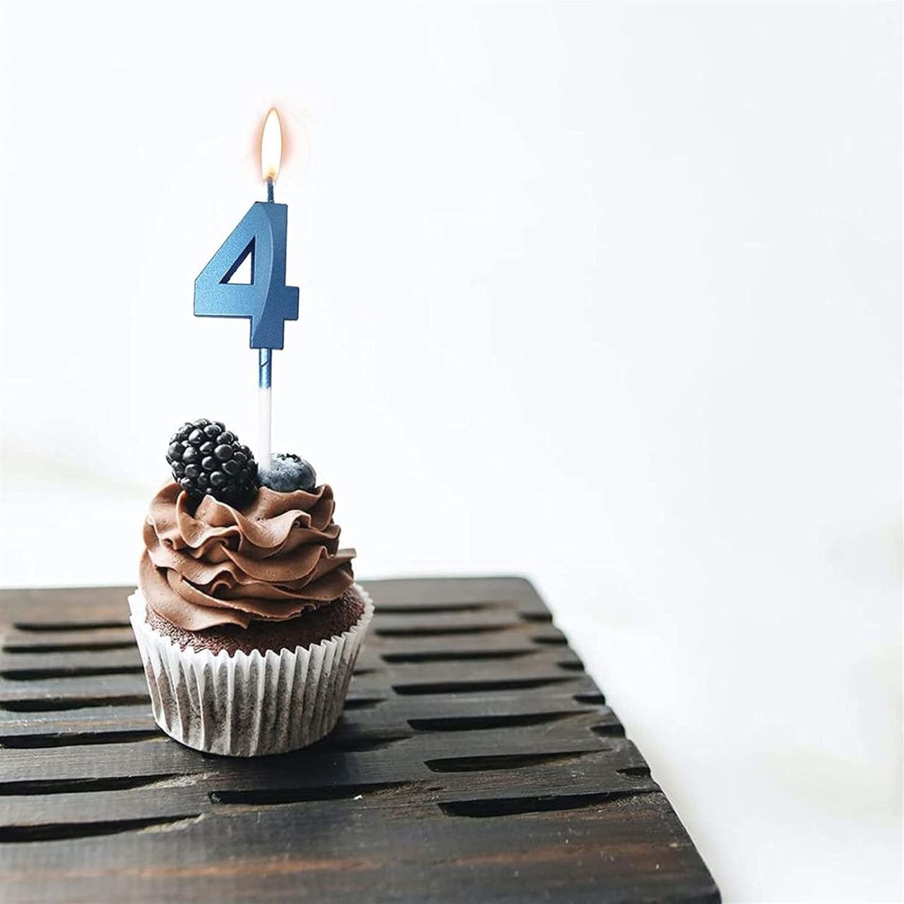 Lumanare Cifra 4, Flippy, Model Diamond, 5 x 3.4 cm, Albastru [2]