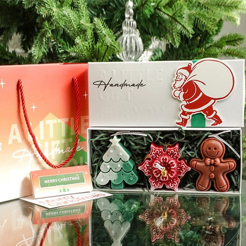 Lumanari Parfumate de Craciun, Flippy, GIFT BOX din 3 Lumanari din Ceara de Soia, Model C Brad, Floare, Om de Turta Dulce, 22.5 x 9.5 x 5 cm, Multicolor [1]