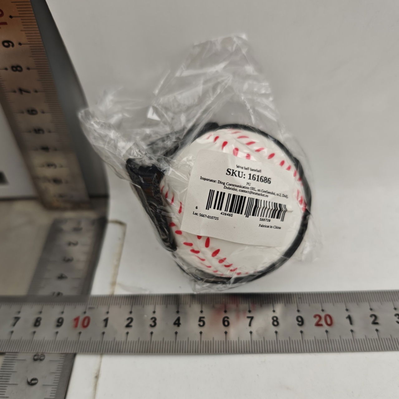 Minge Saltareata Hiperelastica, Flippy, Model Minge de Baseball cu Fixare de Mana, Space Moon Ball foarte Elastica, Antistress pentru Copii, Diametru 66 mm, Alb [3]