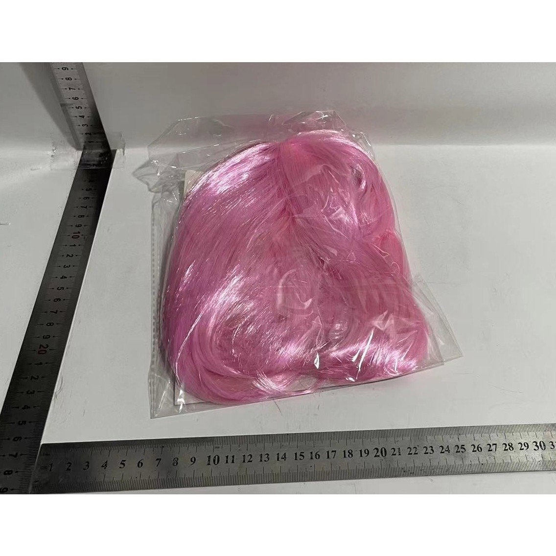 Peruca Cosplay, Flippy, Tunsoare Bob cu Breton, pentru Carnaval, Halloween, Petreceri Tematice, din PET, Marime Universala, Roz Deschis [2]