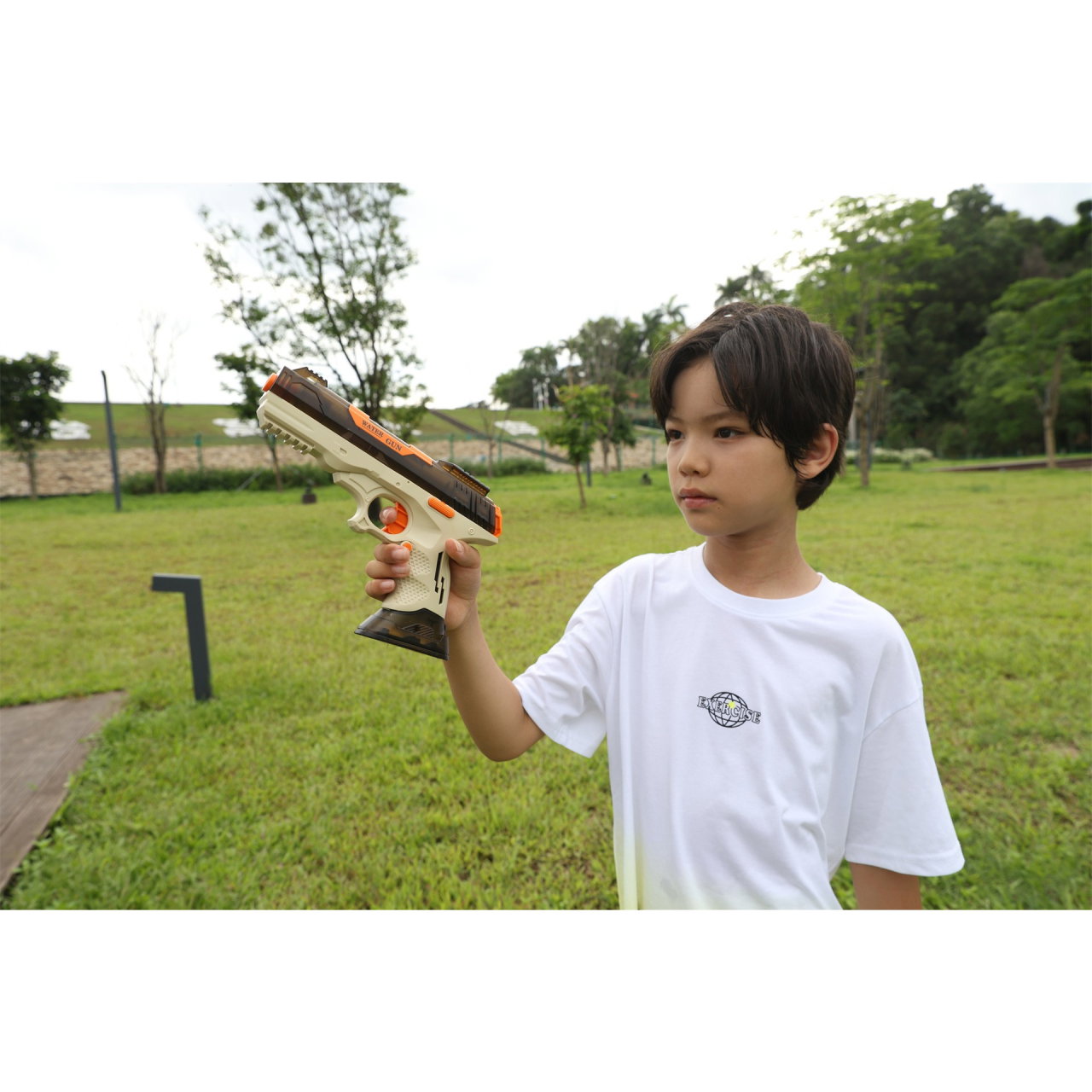 Pistol cu Apa Electric, Flippy, 2 Rezervoare 75/350 ml, din ABS+Silicon, Baterie, Incarcare USB, Conectare la Furtun, +6 Ani, Maro [5]