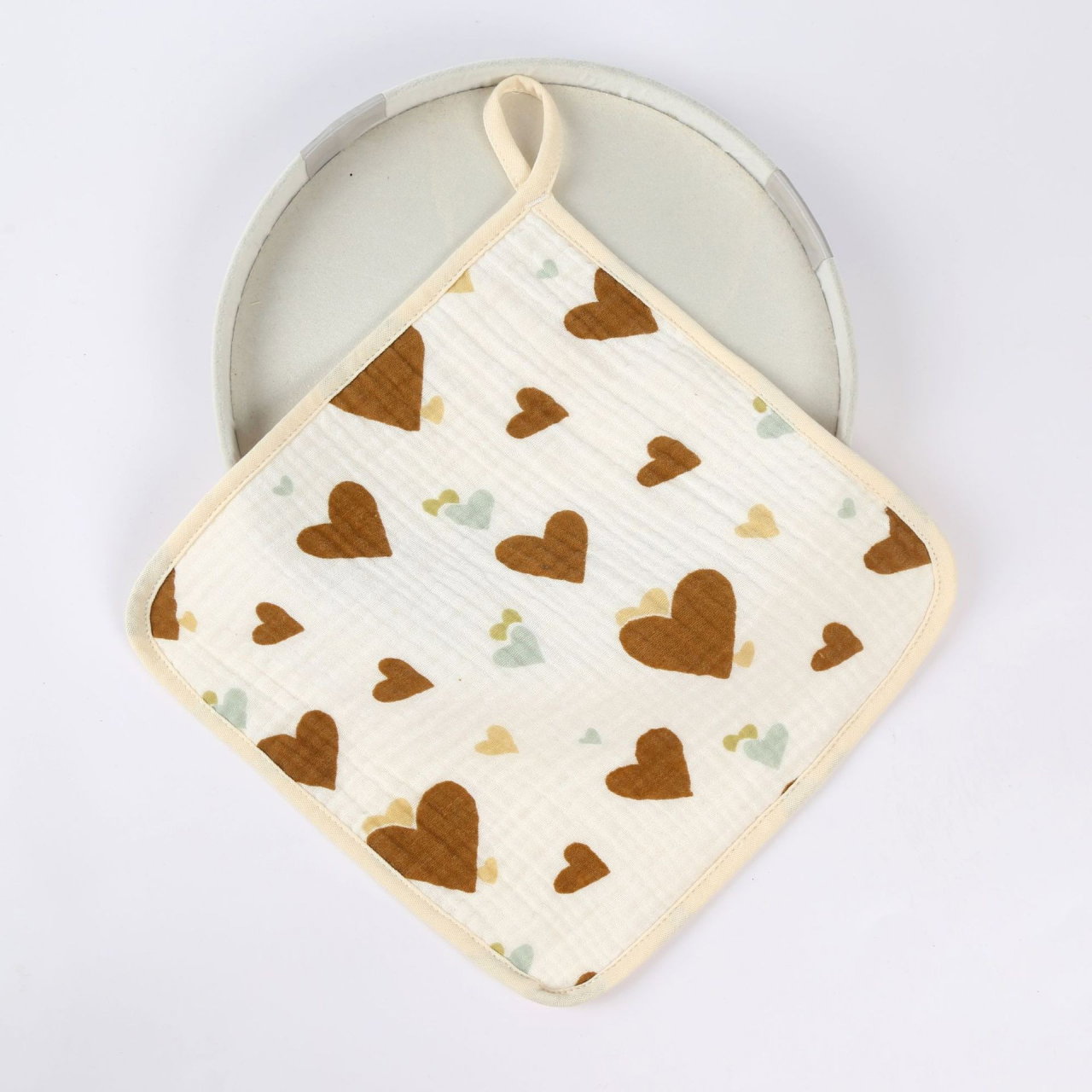 Prosop Absorbant, Flippy, din Bumbac, 25 x 25 cm, Model Inimioare, cu Agatatoare, Maro [2]