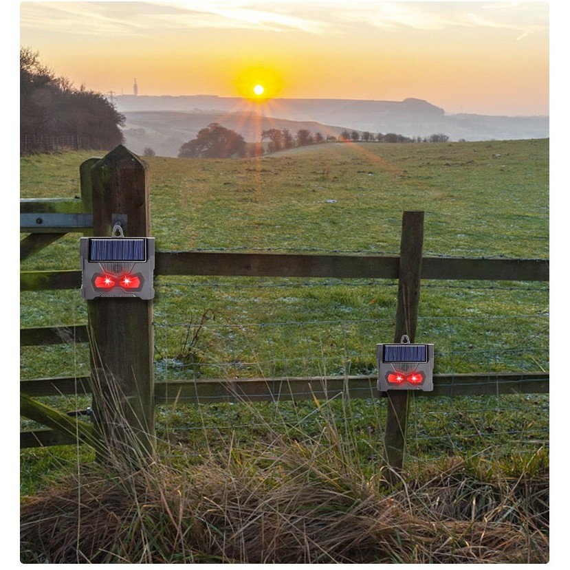 Set 2 Aparate Solare LED cu Ultrasunete, Flippy, Repelent pentru Animale Mari si Mici, Lumina Rosie si Alba, Anti Rozatoare, Anti Insecte, Frecventa 9-36KHZ, 10.2 x 10.6 x 2.8 cm, Negru [3]