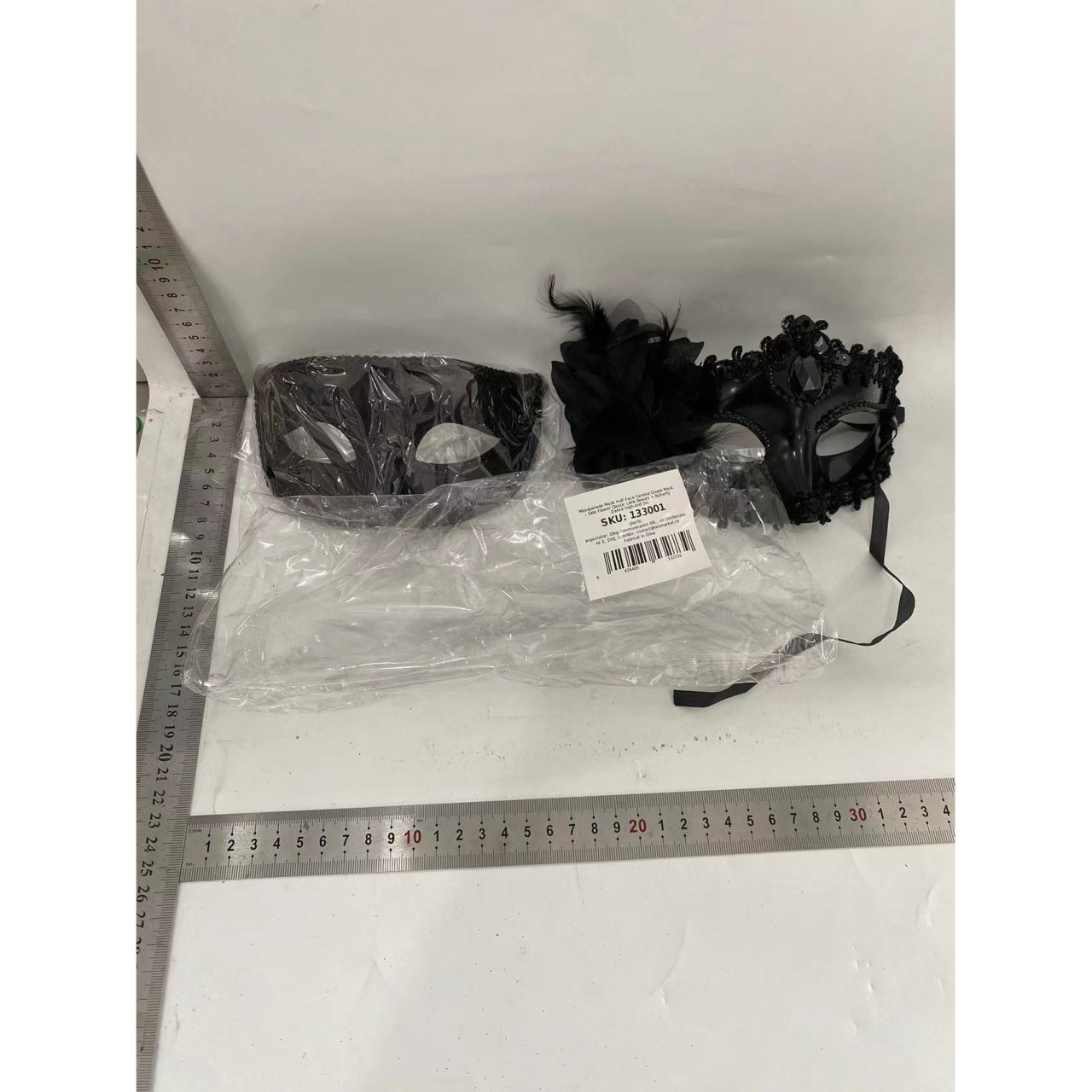 Set 2 Masti de Cuplu, Flippy, pentru Carnaval, Bal Mascat, Marime Universala, Model Floare Laterala si Margele, Model Clasic, Negru Gri [2]