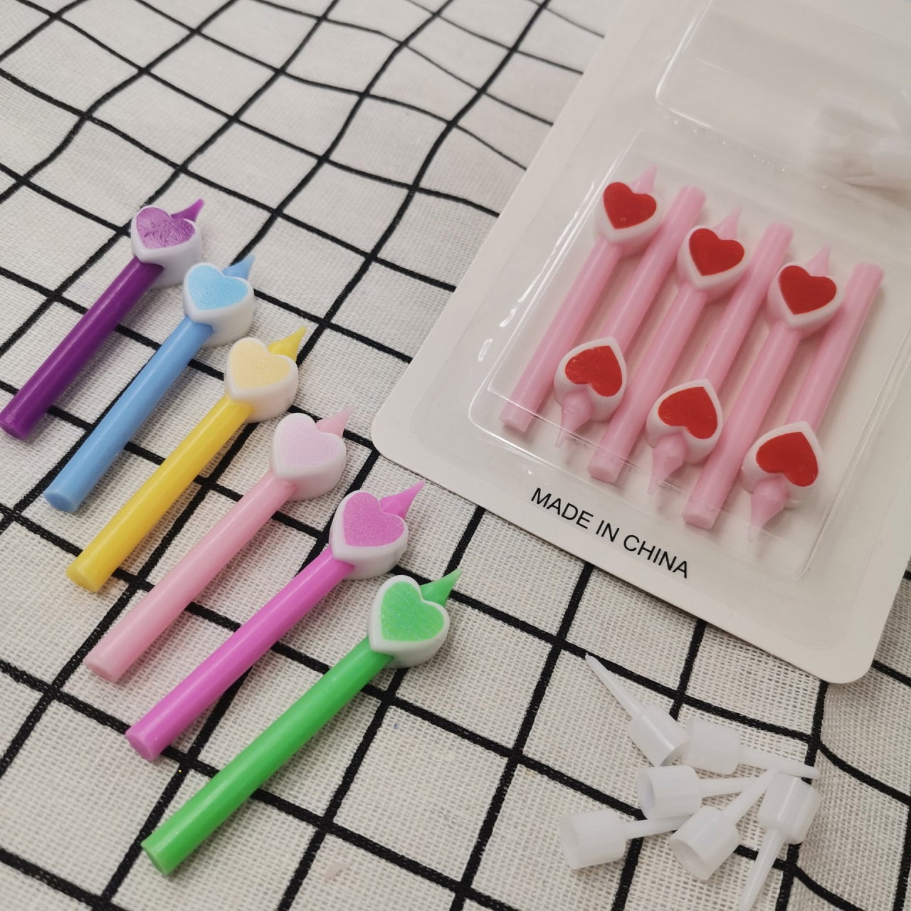 Set 6 Lumanari de Tort, Flippy, Model Creion cu Inimioare, 5.9 x 1.1 cm, din Ceara, Multicolor [3]