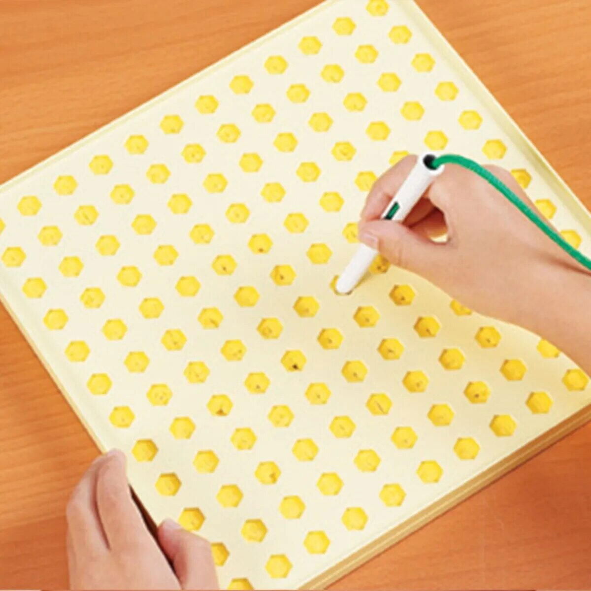 Set creativ - Desenam cu sireturi [6]