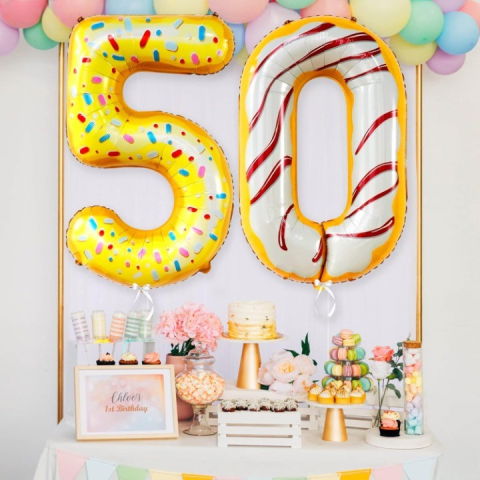 Cifre - Balon din Folie Metalizata Flippy, Figurina Cifra, Imprimeu Gogosi, Tema Aniversare 100 cm, Ambalaj Individual, Pai inclus, Umflare cu Aer sau Heliu, Multicolor, Cifra 5