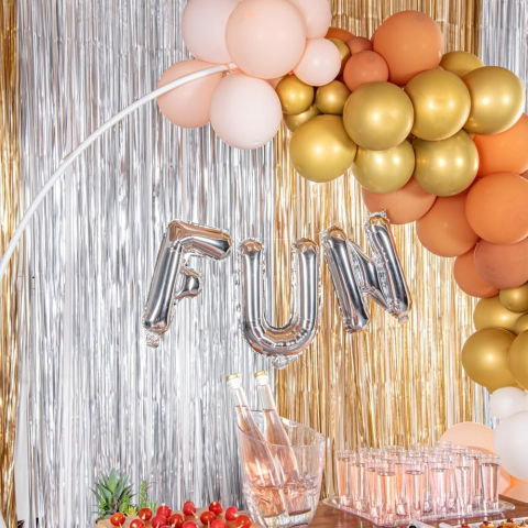 Litere - Balon Folie Metalizata Litera F, Flippy, 80 cm, Umflati cu Heliu sau Aer, Ambalaj Individual, Pai inclus, Argintiu