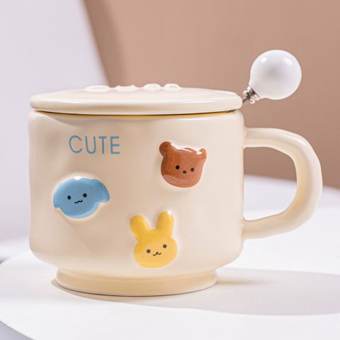 Veselă pentru Masă - Cana ceramica, Flippy, din Portelan, print Figurine Animalute, Cana penru Copii, Model CUTE, Cana cu Lingura si Capac, Ceasca pentru Cafea, Ceai, 400ml Galben