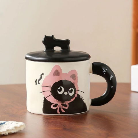Veselă pentru Masă - Cana din Ceramica, Flippy, Model in Cutie pentru Cadou, Cana pentru Ceai, Cafea, Cana Retro Design Capac cu Figurina 3D, 9.5 x 8 x 8 cm, 360 ml, Bej, Print Pisica Roz Negru