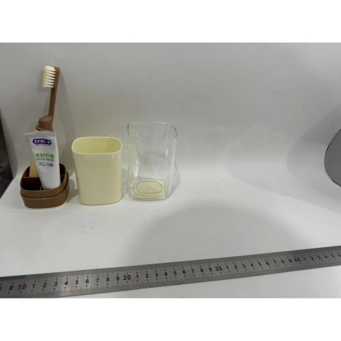 Import - Cana Multifunctionala pentru Voiaj, Flippy, cu Functii de Depozitare si Suport Articole Igiena Dentara, 13 x 6.8 x 6 cm, Maro deschis