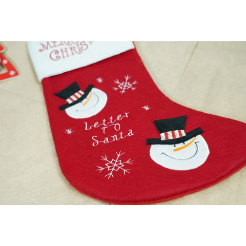 10 - 25 LEI - Ciorap Cadouri, Flippy,cu model om de zapada, rosu, marimea 20x40 cm, textil, interior