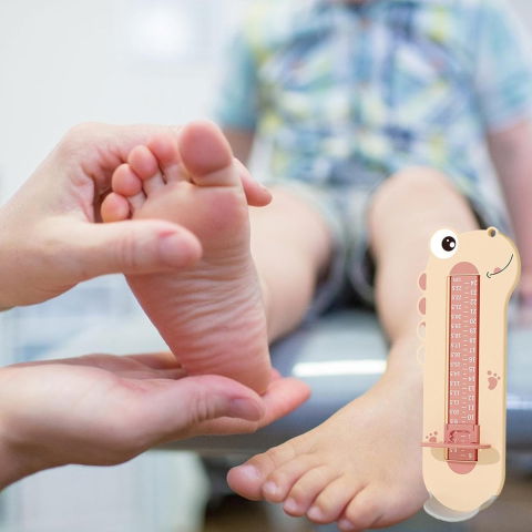 Articole pentru copii - Dispozitiv de Masurat Talpa Piciorului pentru Bebelusi, Flippy, 9-24, Model Dinozaur, Roz