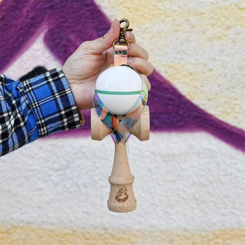 Accesorii Kendama - Husa pentru Kendama, Flippy, Husa de Depozitare pentru Kendama, din PVC rezistent, Catarama cu Agatare pentru Transportare, Forma Breloc 8, 12 x 6 cm, Magic Multicolor
