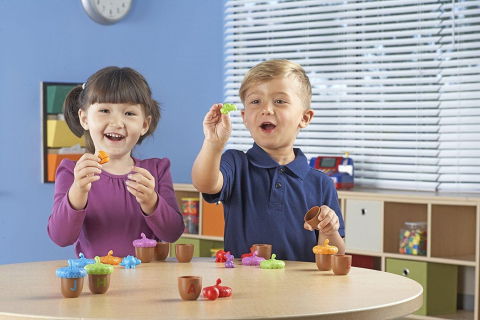 Jucarii lingvistice - Joc educativ - Ghinde cu litere