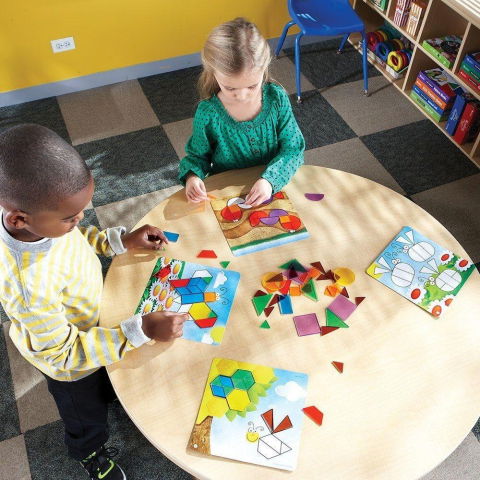 Jocuri matematice - Jocul formelor geometrice