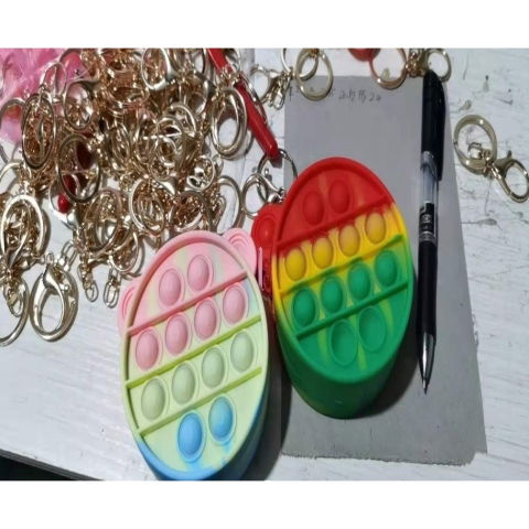 10 - 25 LEI - Jucarie Antistres din silicon Flippy, Pop It Now And Flip It, Portofel, 6 cm, Multicolor